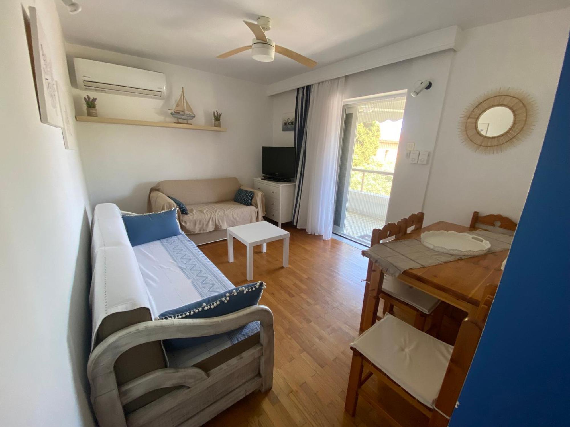 Irini Seaside Apartment Palaiontsiflikion Bagian luar foto